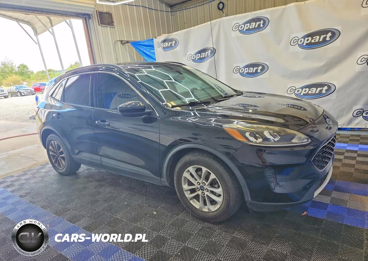 2020 Ford Escape Se VIN:1FMCU0G69LUC56898 - 4