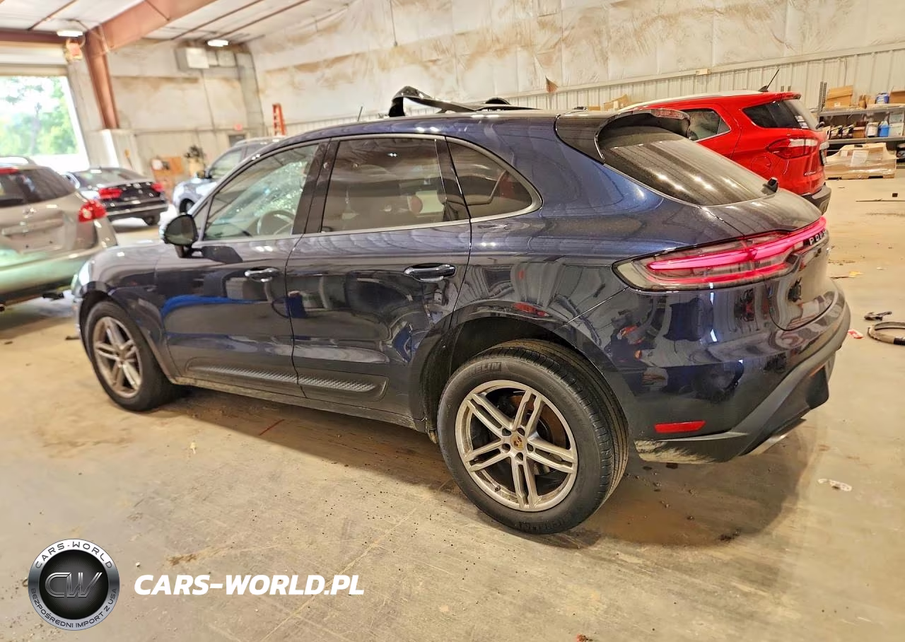 2023 Porsche Macan Base VIN:WP1AA2A51PLB06827 - 2