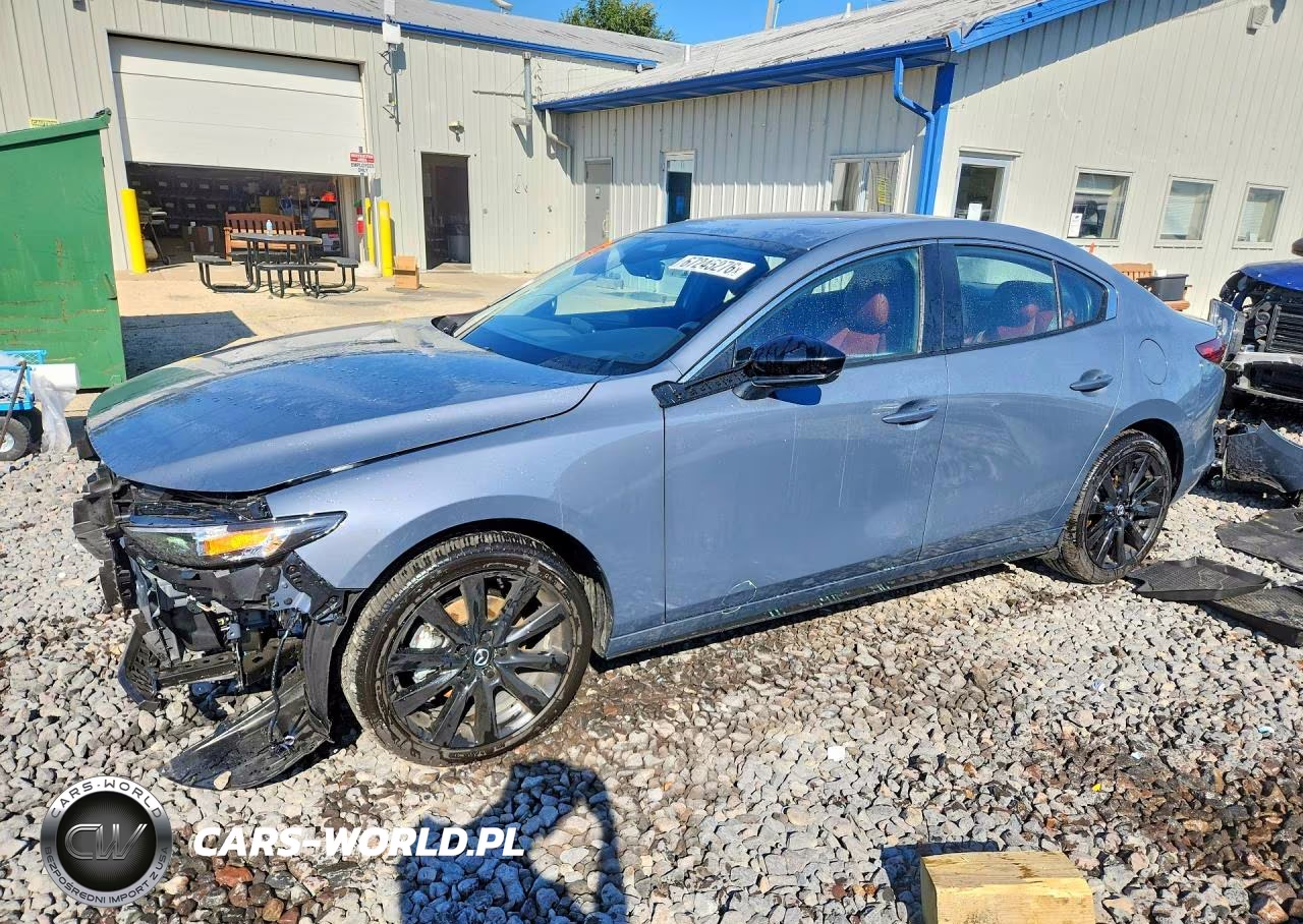 2026 Mazda 3 Preferred – zdjęcie 1 z 13