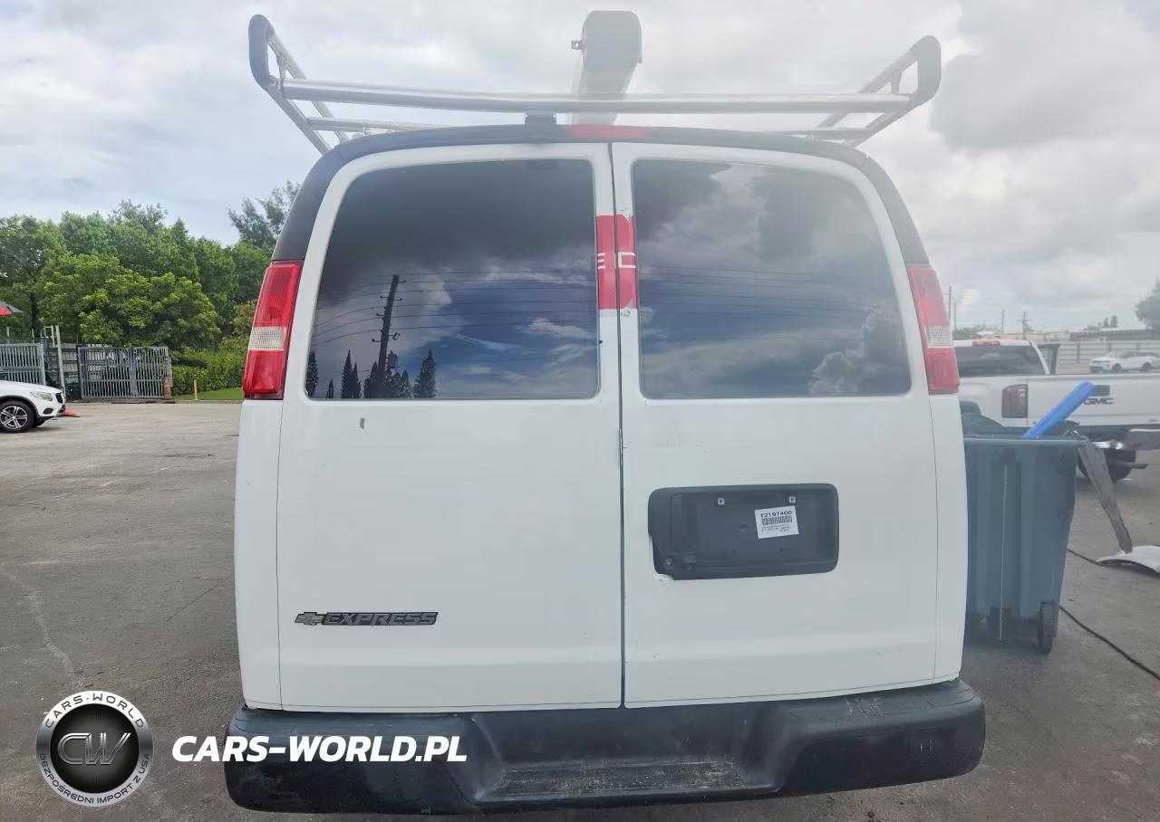 2020 Chevrolet Express 2500 Cargo Delivery Van VIN:1GCWGAFP5L1151012 - 6