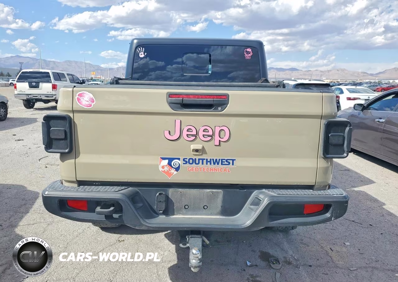 2020 Jeep Gladiator Sport VIN:1C6HJTAG3LL191131 - 6