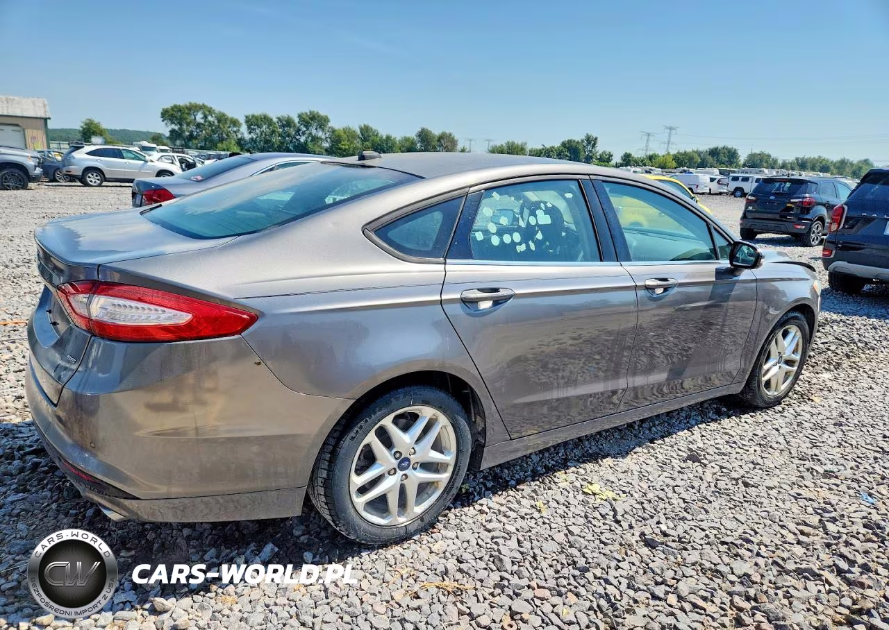 2013 Ford Fusion Se VIN:3FA6P0H79DR124643 - 3