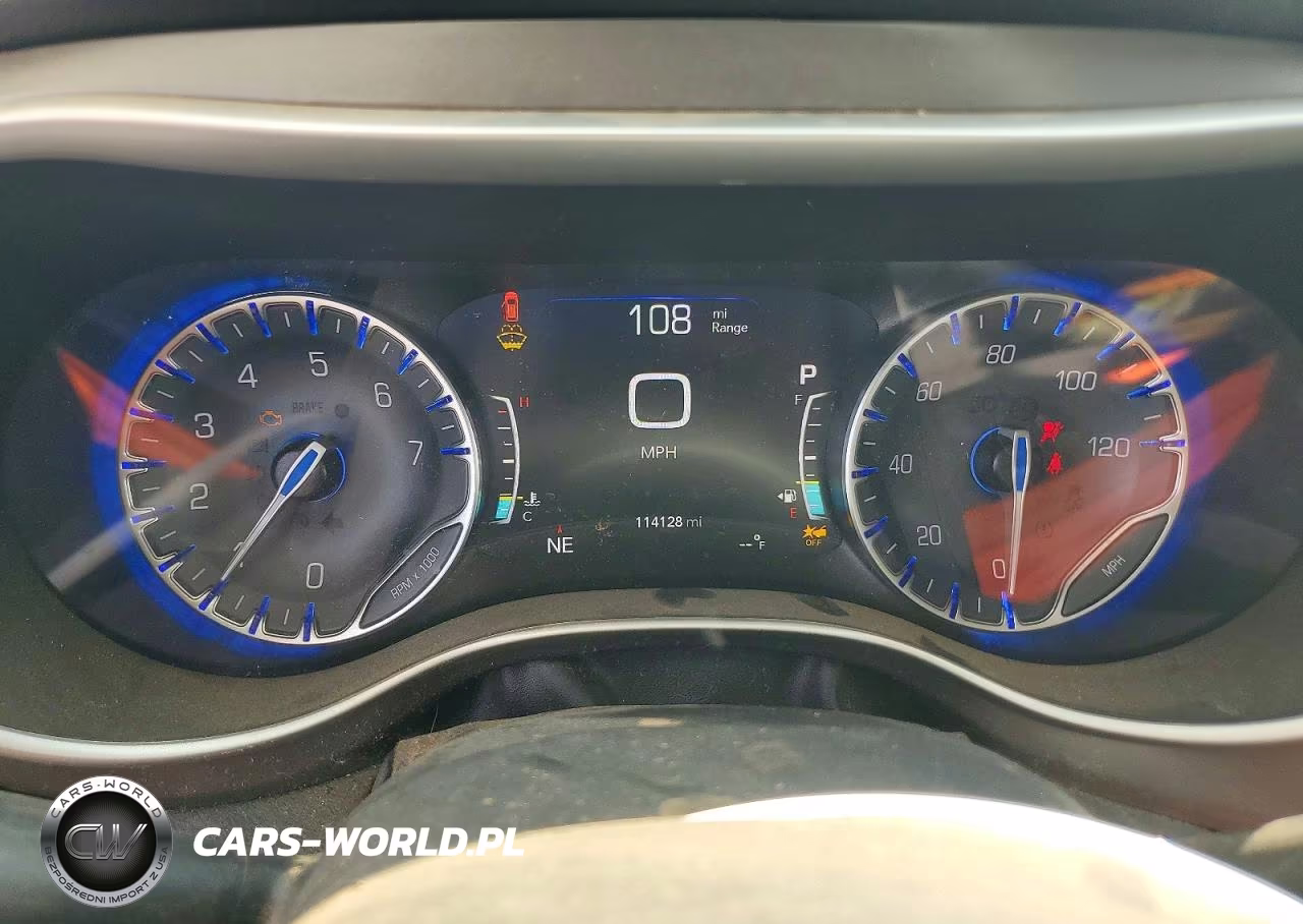 2023 Chrysler Pacifica Touring L VIN:2C4RC1BG1PR578381 - 9