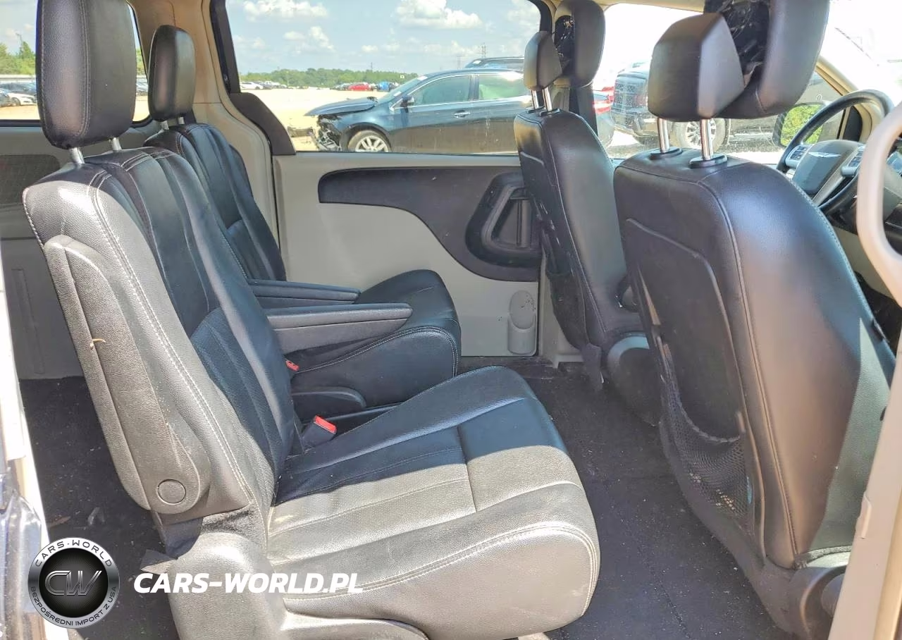 2012 Chrysler Town & Country Touring VIN:2C4RC1BGXCR306938 - 11