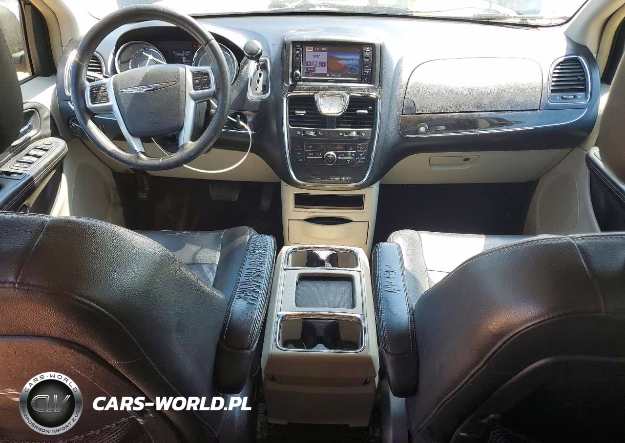 2012 Chrysler Town & Country Touring VIN:2C4RC1BGXCR306938 - 8