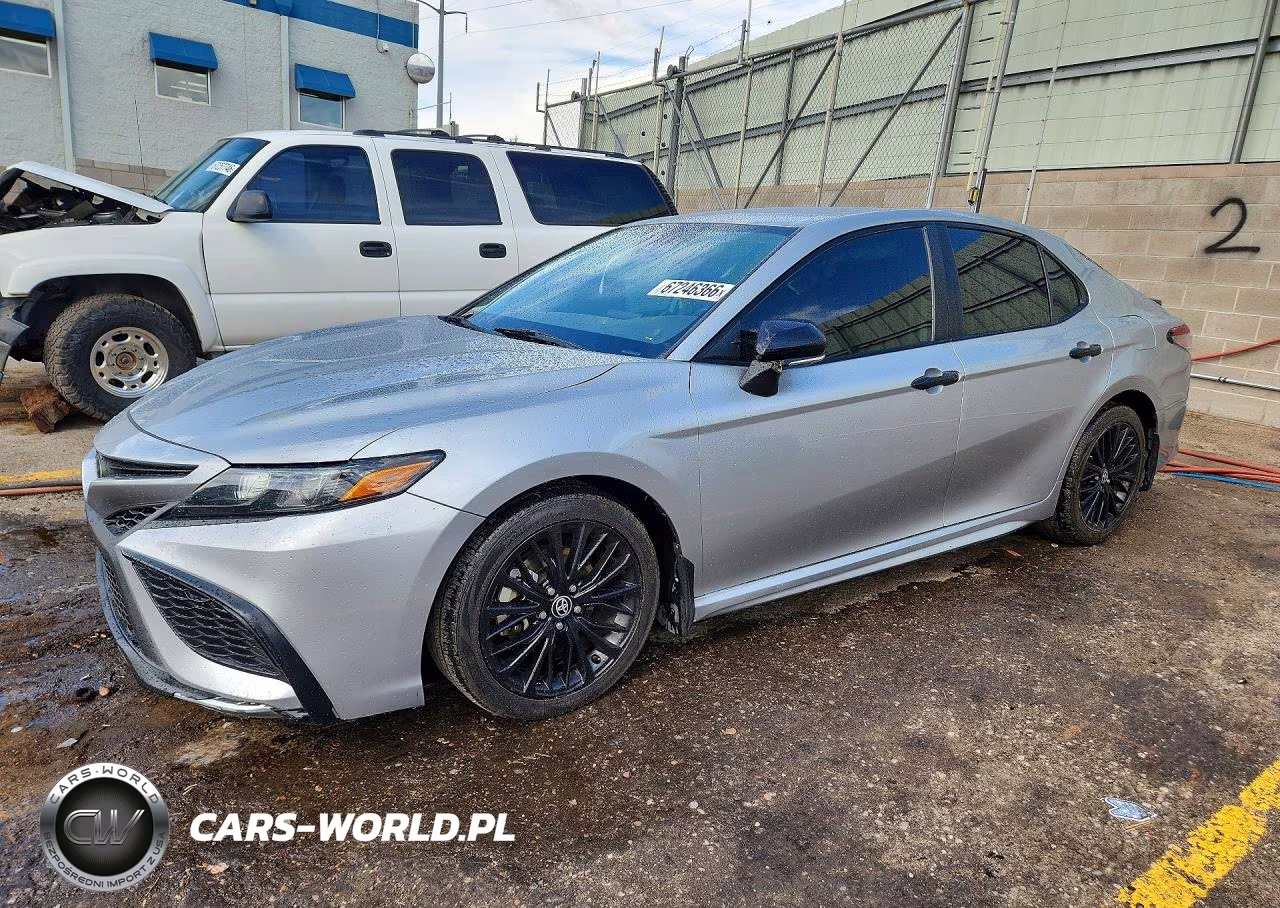 2022 Toyota Camry Se Nightshade