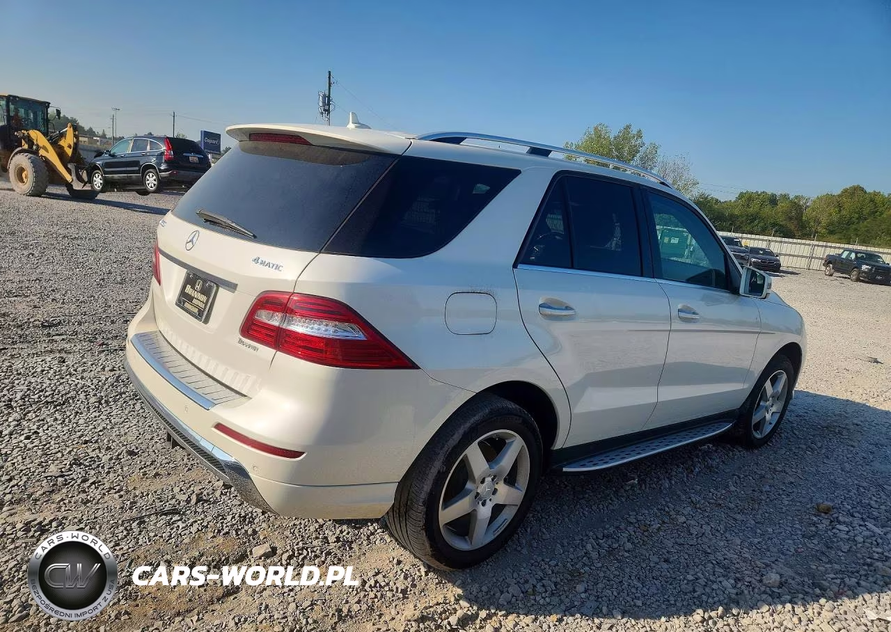 2014 Mercedes-Benz Ml 550 4Matic VIN:4JGDA7DBXEA276430 - 3