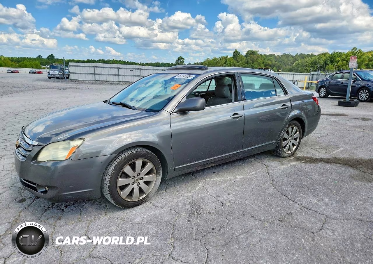 2005 Toyota Avalon Xls