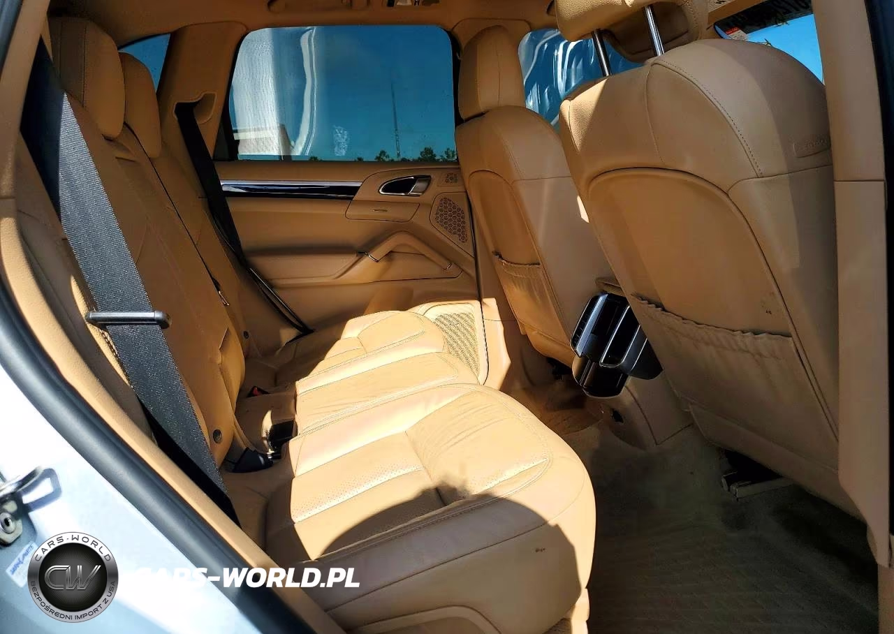 2016 Porsche Cayenne VIN:WP1AF2A26GKA44922 - 11