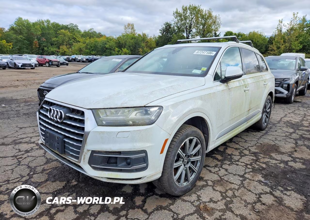 2017 Audi Q7 Prestige VIN:WA1VAAF75HD037637 - 1