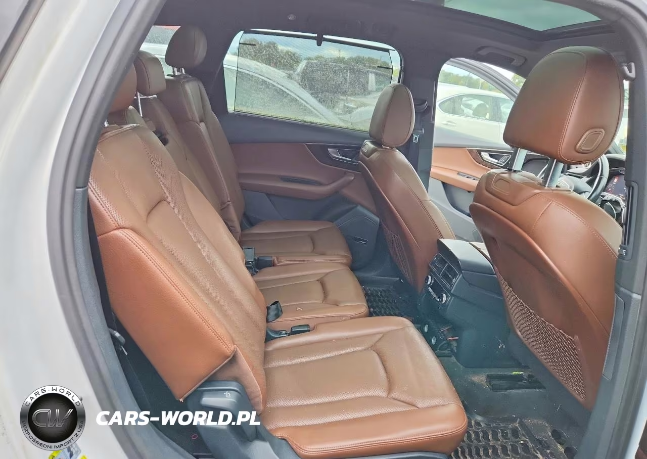 2017 Audi Q7 Prestige VIN:WA1VAAF75HD037637 - 11