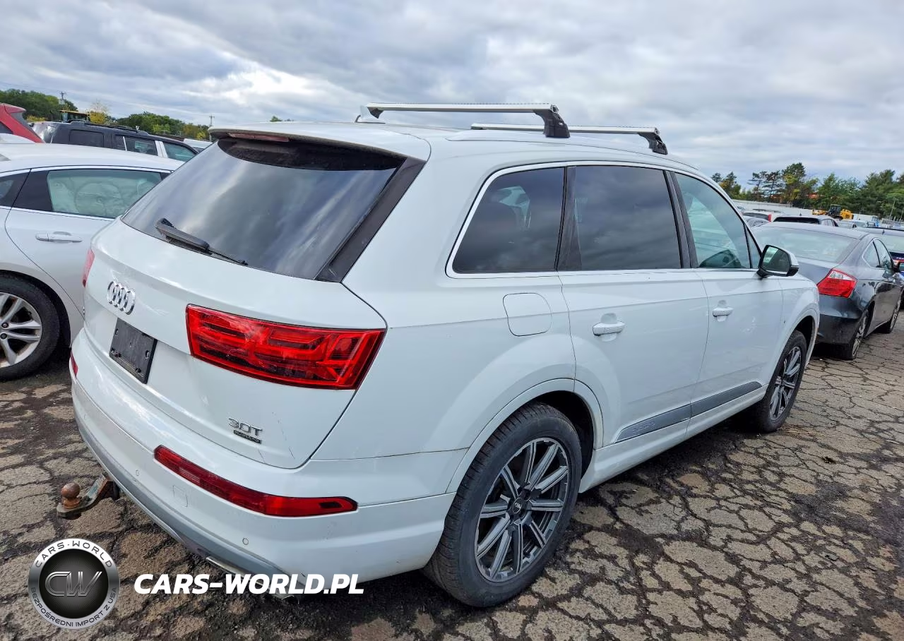 2017 Audi Q7 Prestige VIN:WA1VAAF75HD037637 - 3