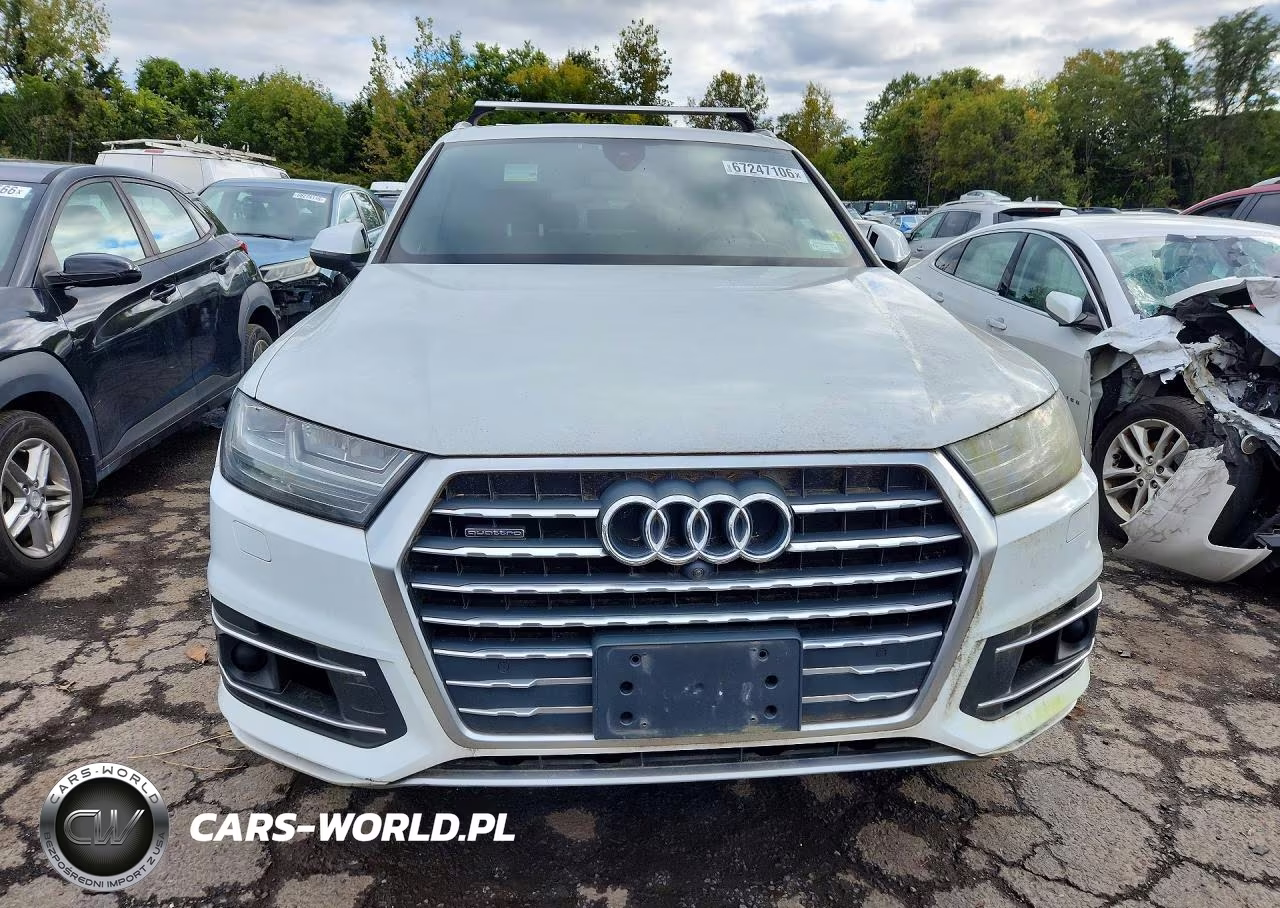 2017 Audi Q7 Prestige VIN:WA1VAAF75HD037637 - 5