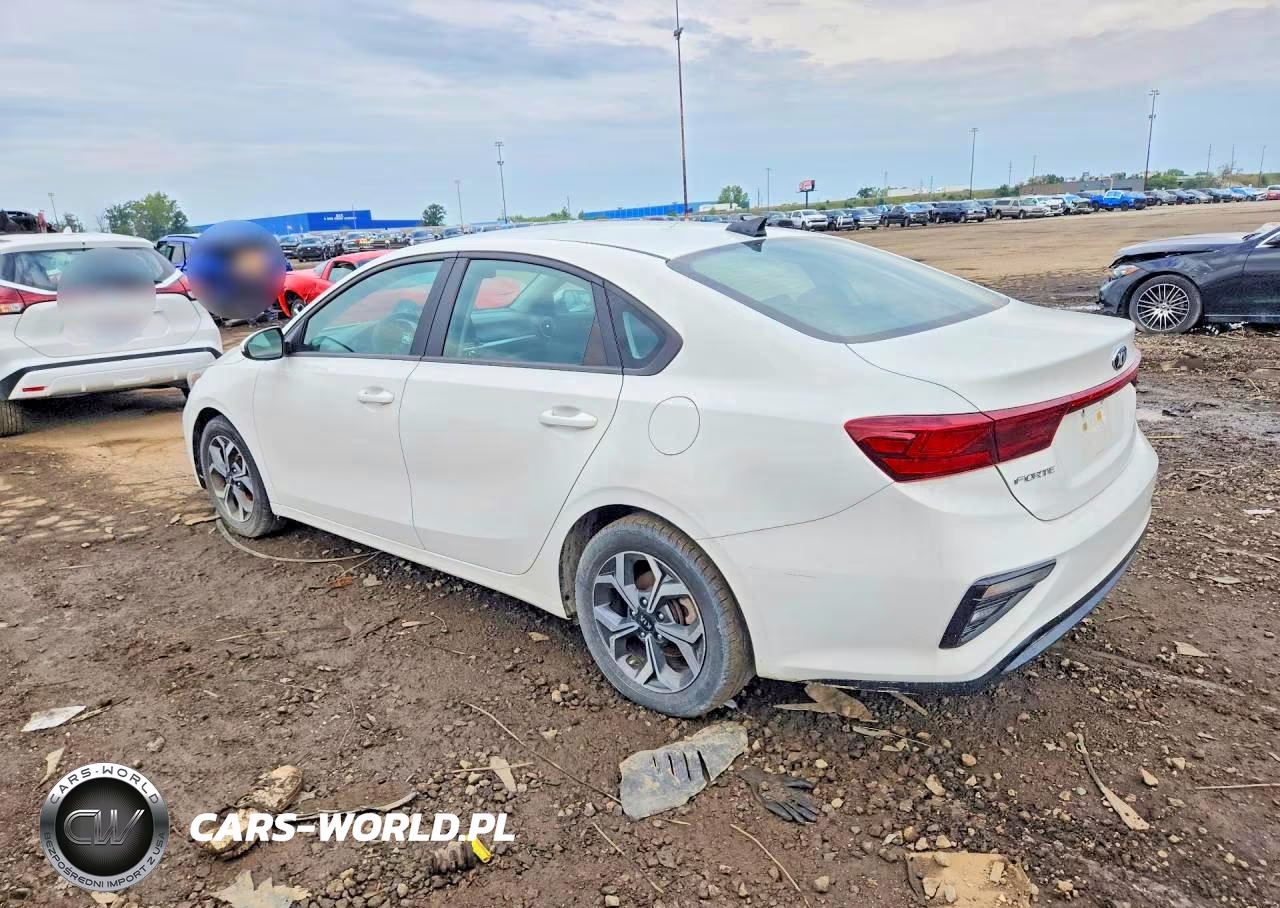 2021 Kia Forte Lxs VIN:3KPF24AD4ME335014 - 2