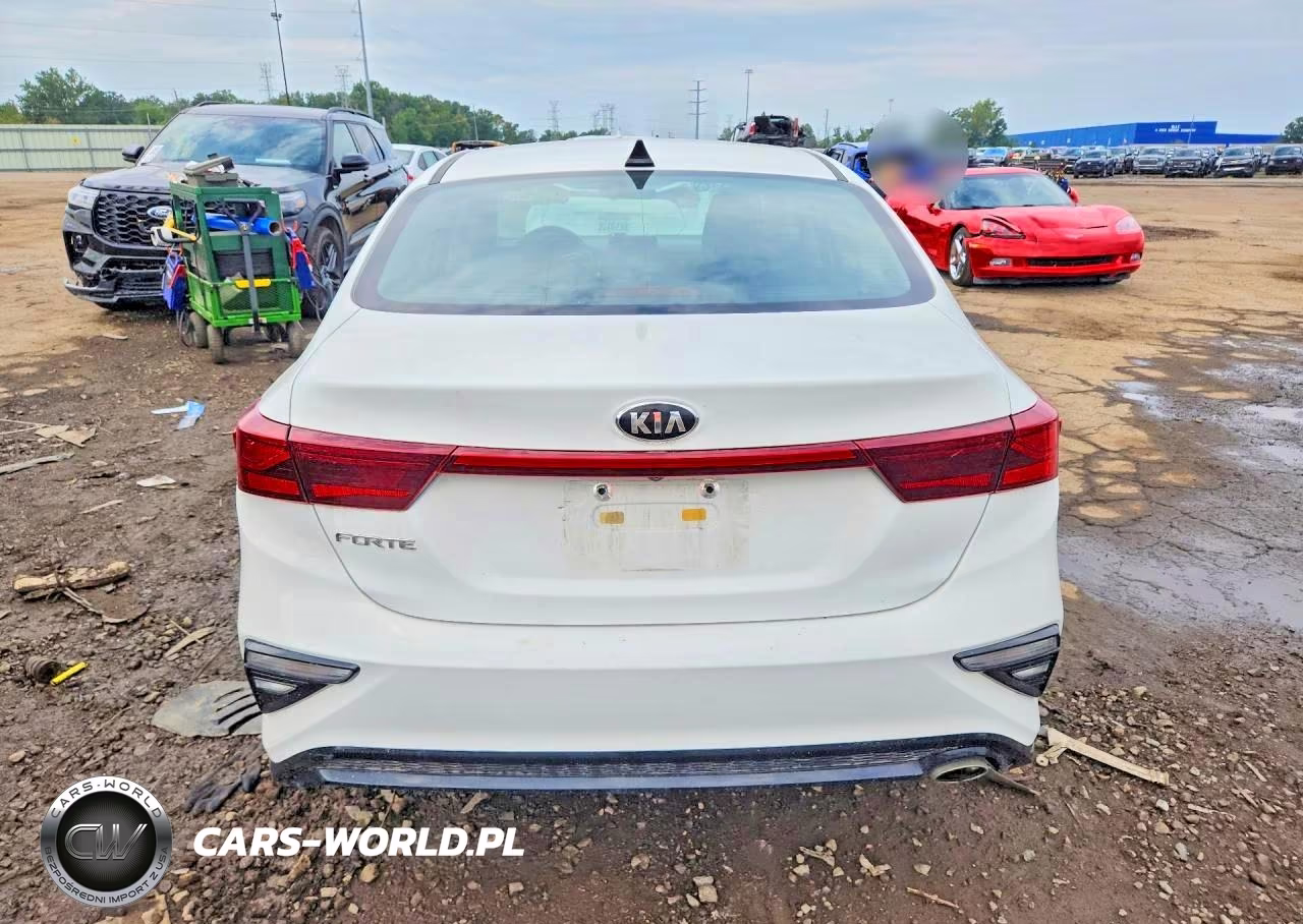 2021 Kia Forte Lxs VIN:3KPF24AD4ME335014 - 6