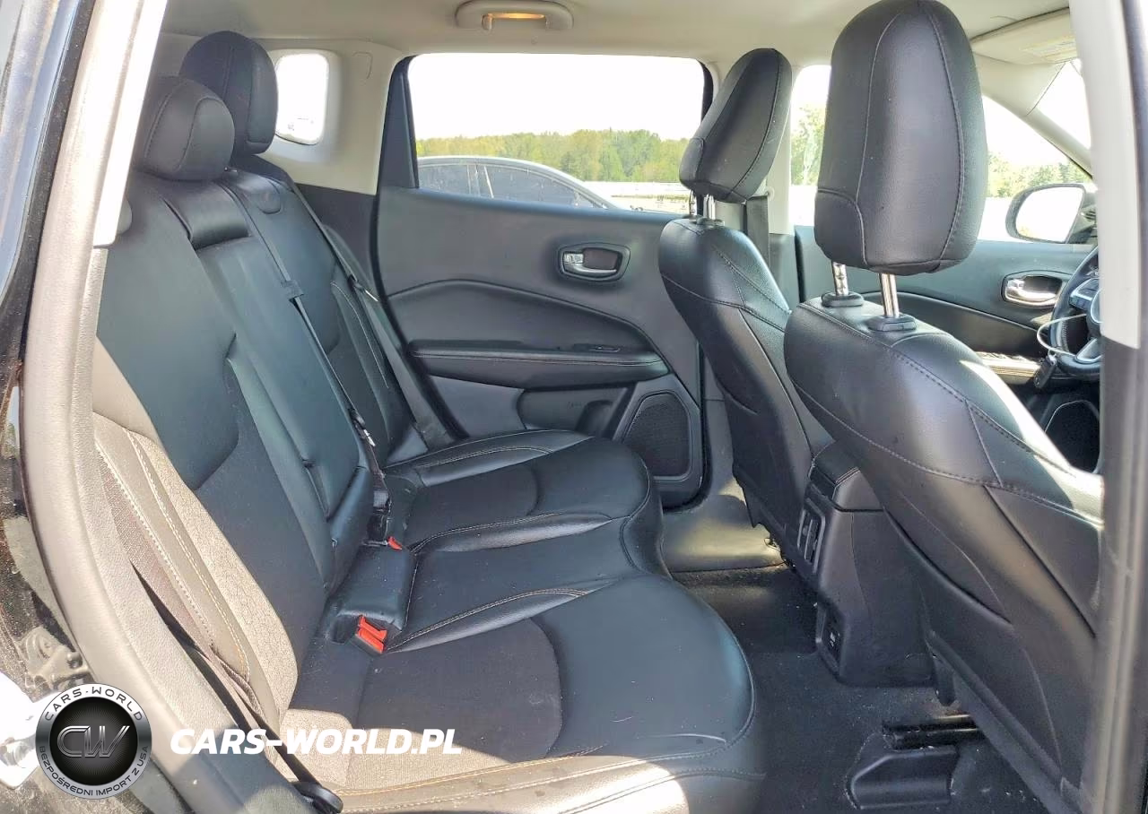 2020 Jeep Compass Latitude VIN:3C4NJDBB4LT174900 - 11