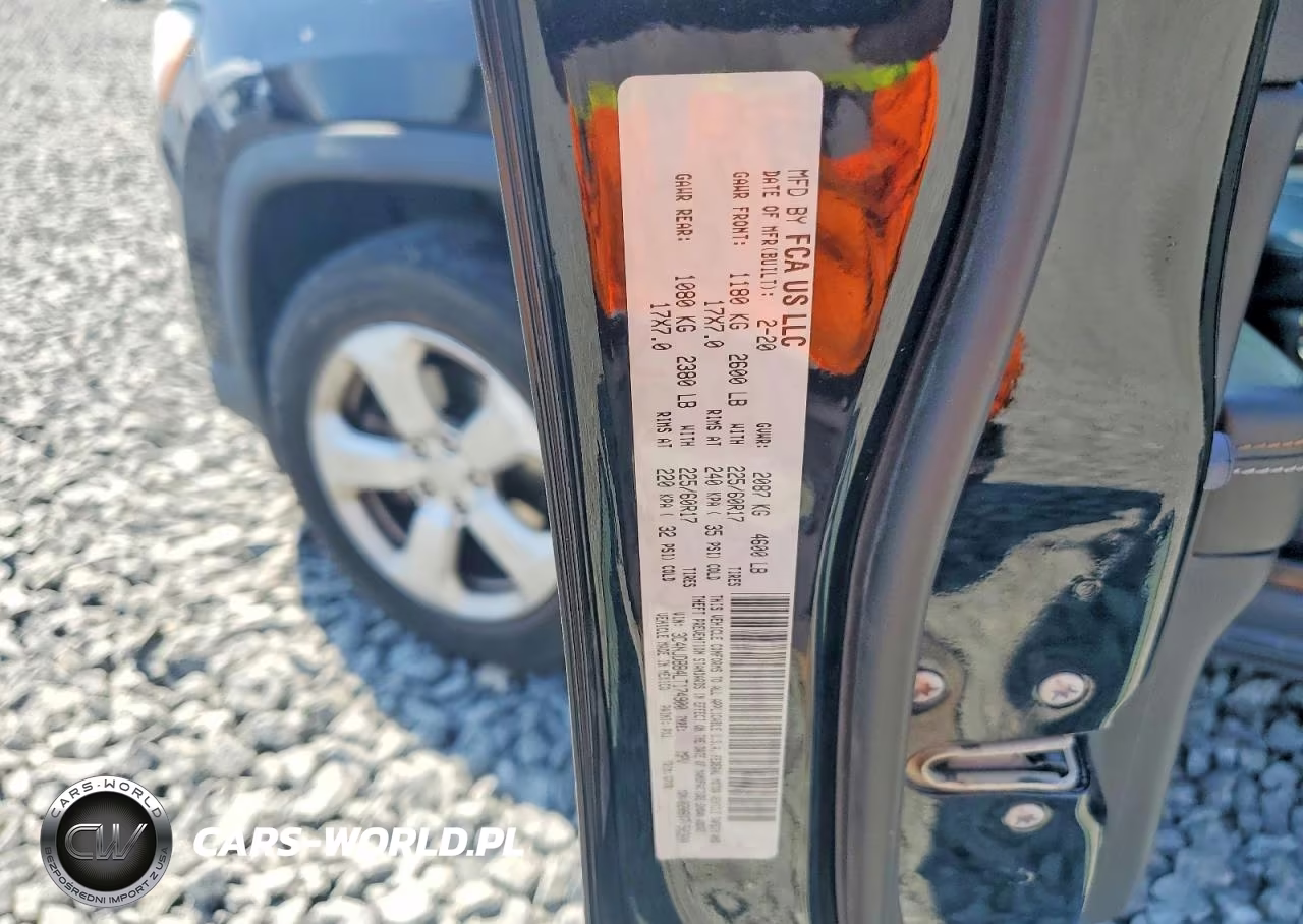 2020 Jeep Compass Latitude VIN:3C4NJDBB4LT174900 - 13