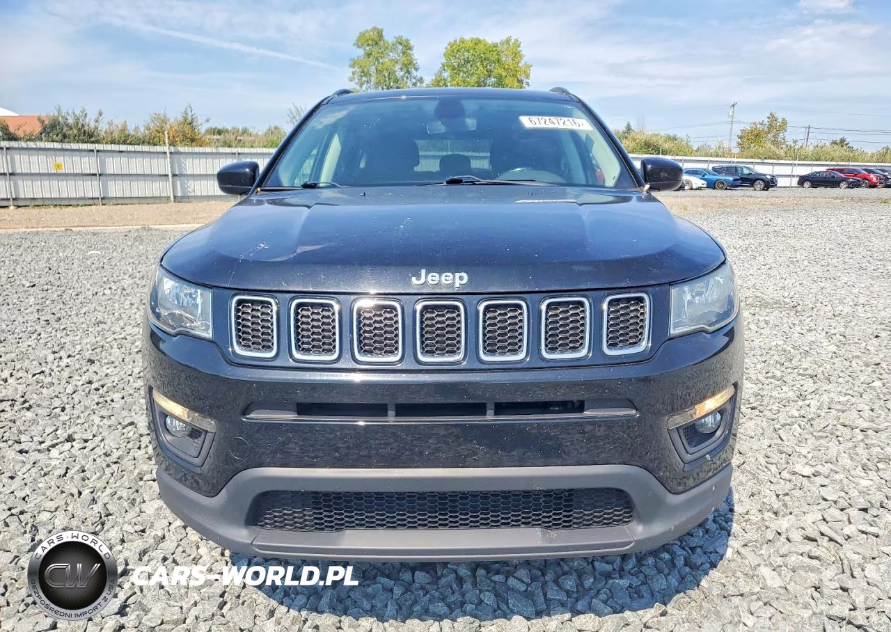 2020 Jeep Compass Latitude VIN:3C4NJDBB4LT174900 - 5