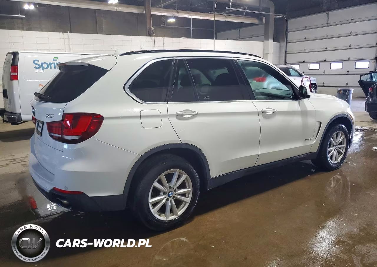 2015 BMW X5 xDrive35I VIN:5UXKR0C56F0P08511 - 3