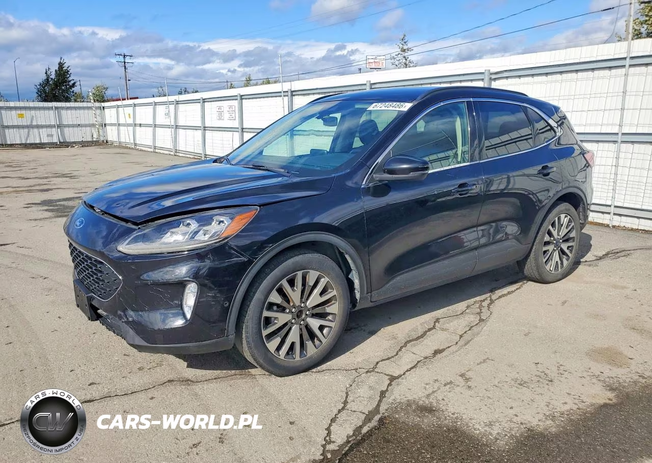 2020 Ford Escape Titanium – zdjęcie 1 z 13