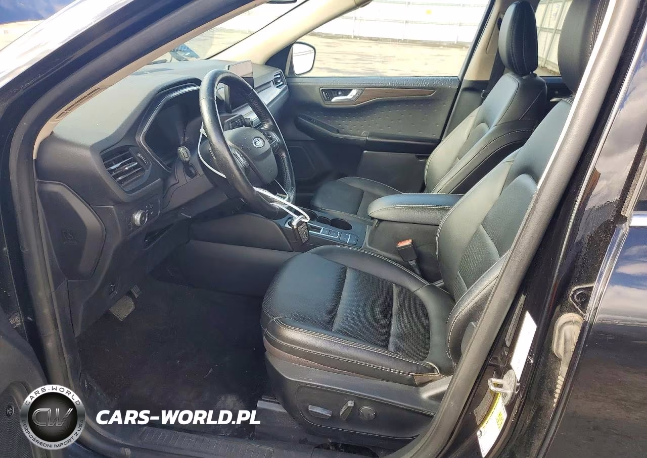 2020 Ford Escape Titanium VIN:1FMCU9J94LUB16278 - 7