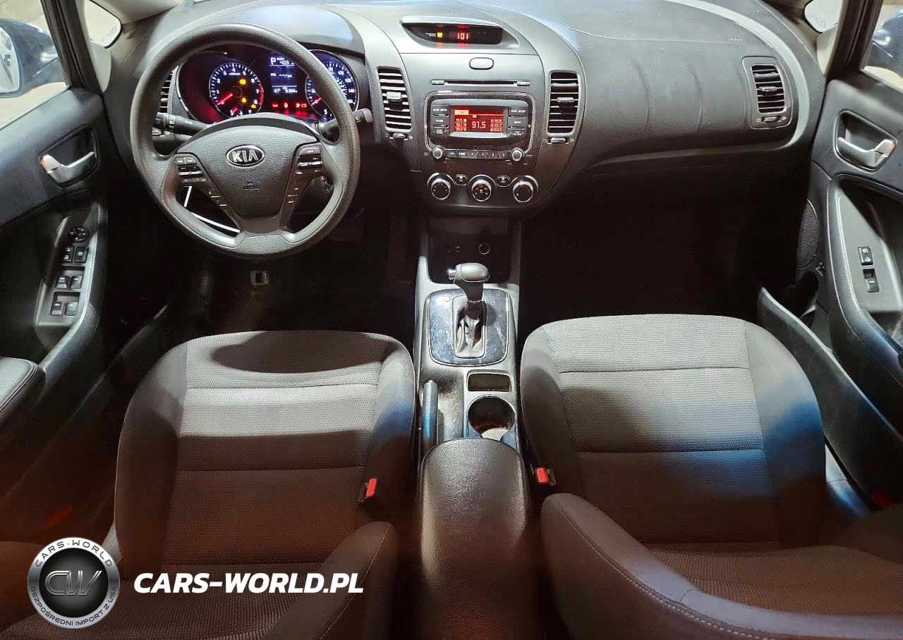2018 Kia Forte Lx VIN:3KPFK4A78JE240865 - 8