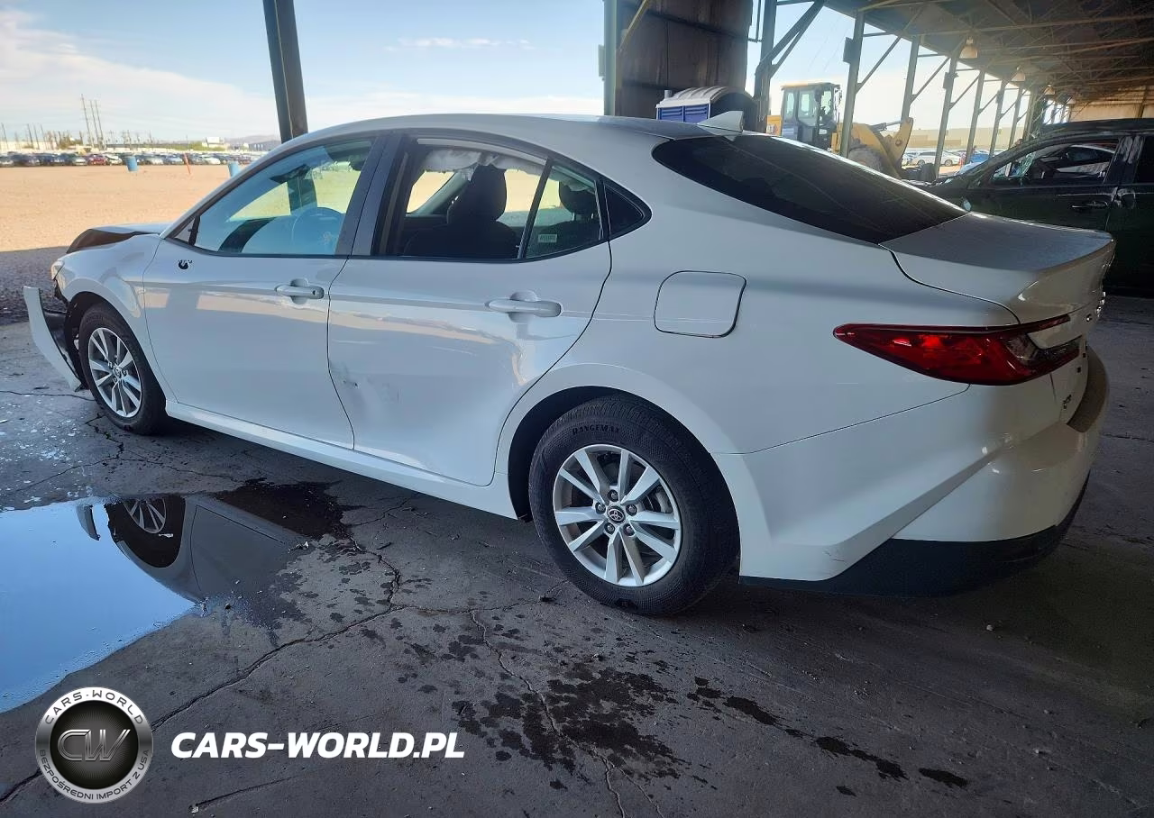 2026 Toyota Camry Le VIN:4T1DAACK0TU252549 - 2