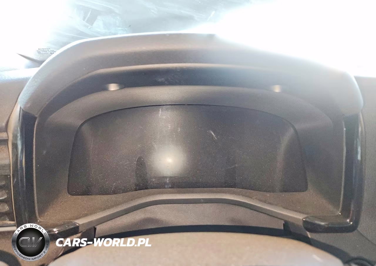 2026 Toyota Camry Le VIN:4T1DAACK0TU252549 - 9