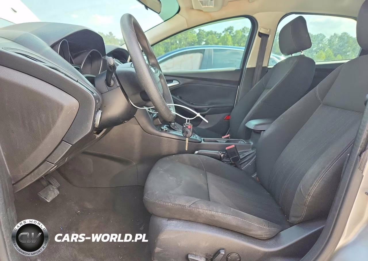 2016 Ford Focus Se VIN:1FADP3FE9GL368094 - 7