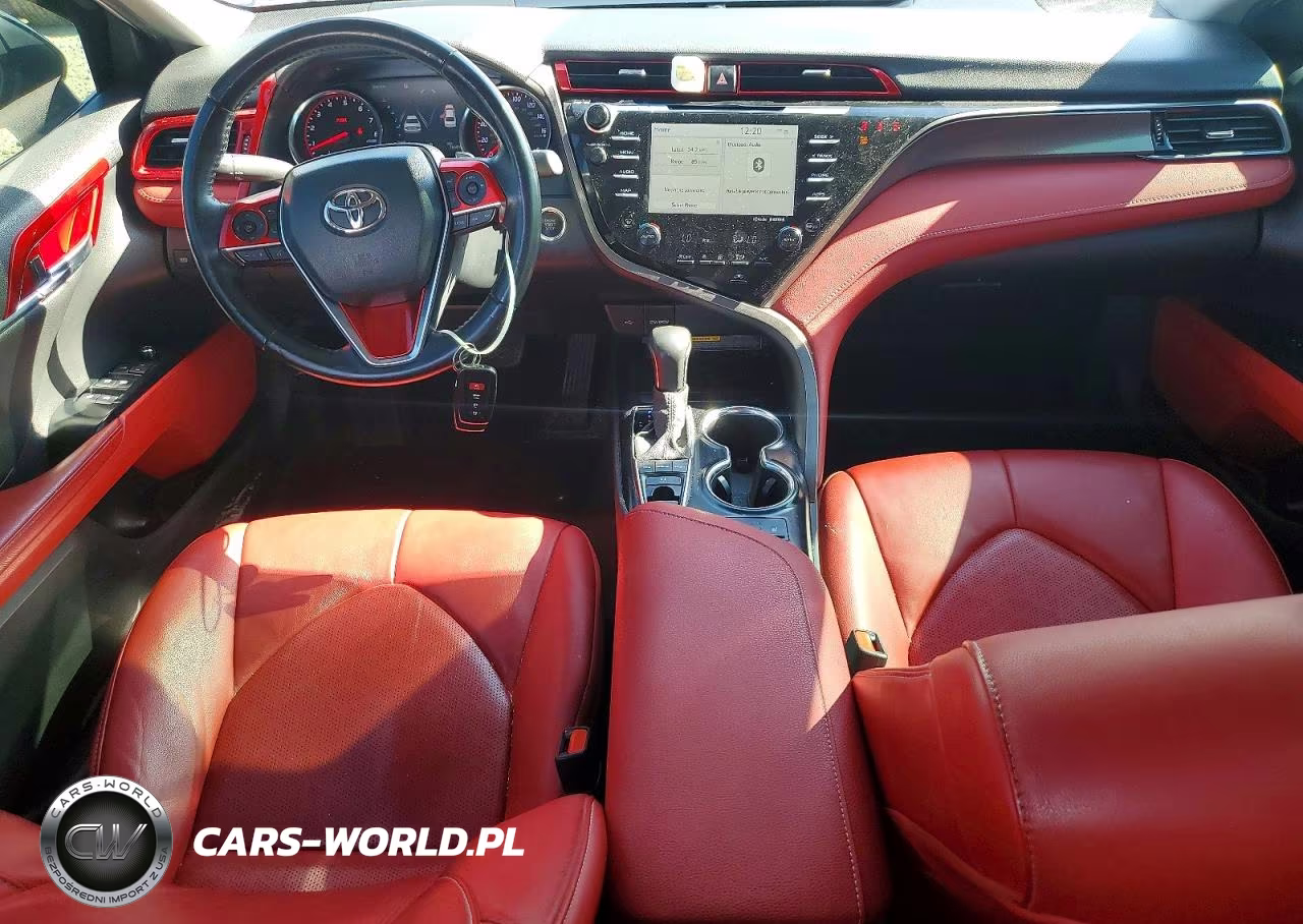 2020 Toyota Camry Xse VIN:4T1K61AK1LU944587 - 8