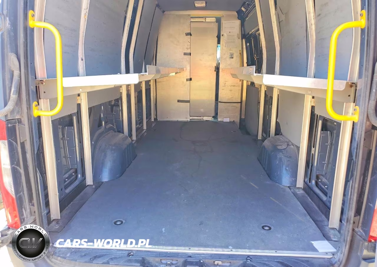 2019 Mercedes-Benz Sprinter 2500-3500 Delivery Van VIN:WD4PF1CD8KP141819 - 10