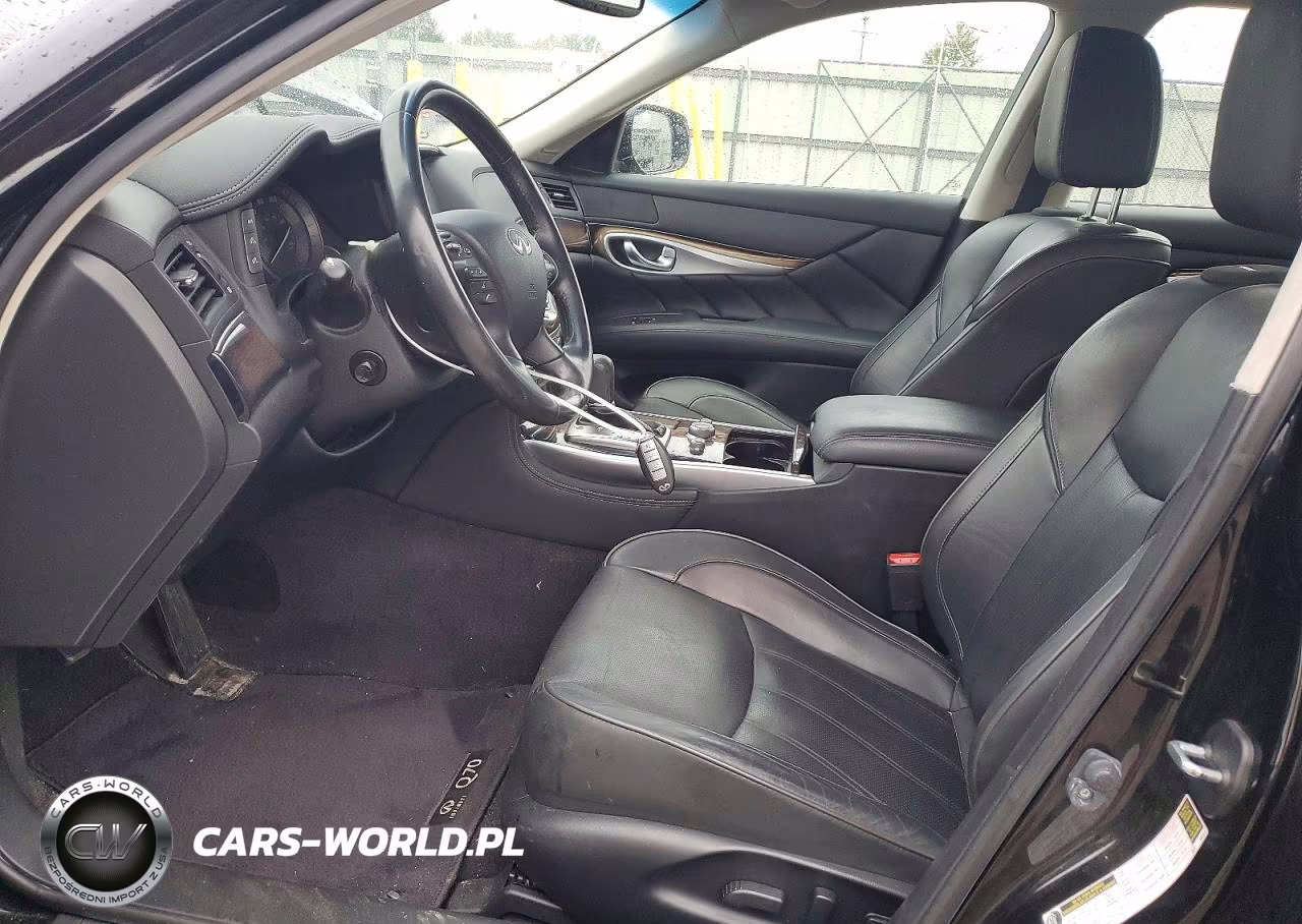 2018 Infiniti Q70L 3.7 Luxe VIN:JN1BY1PR9JM370355 - 7