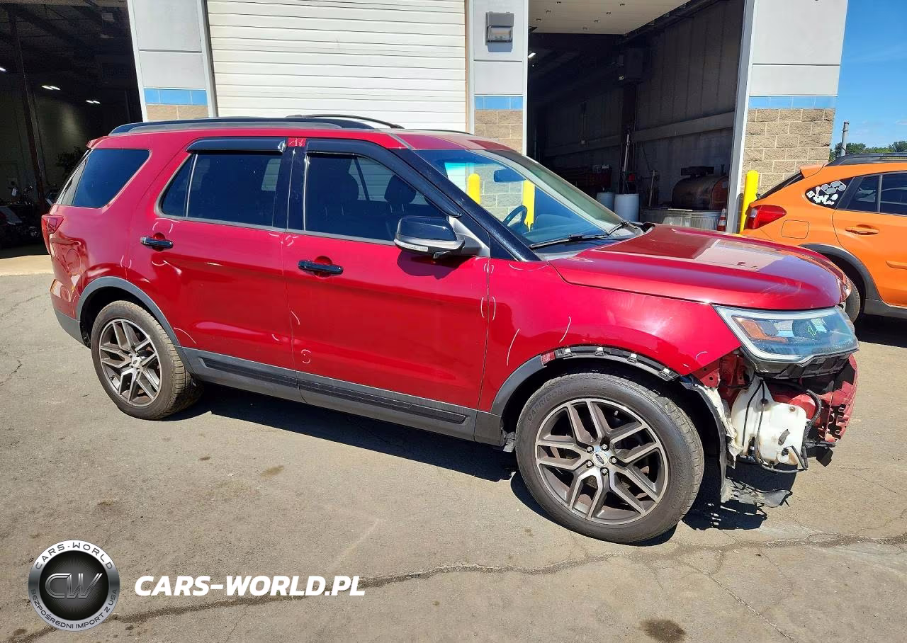 2016 Ford Explorer Sport VIN:1FM5K8GT9GGB00173 - 4