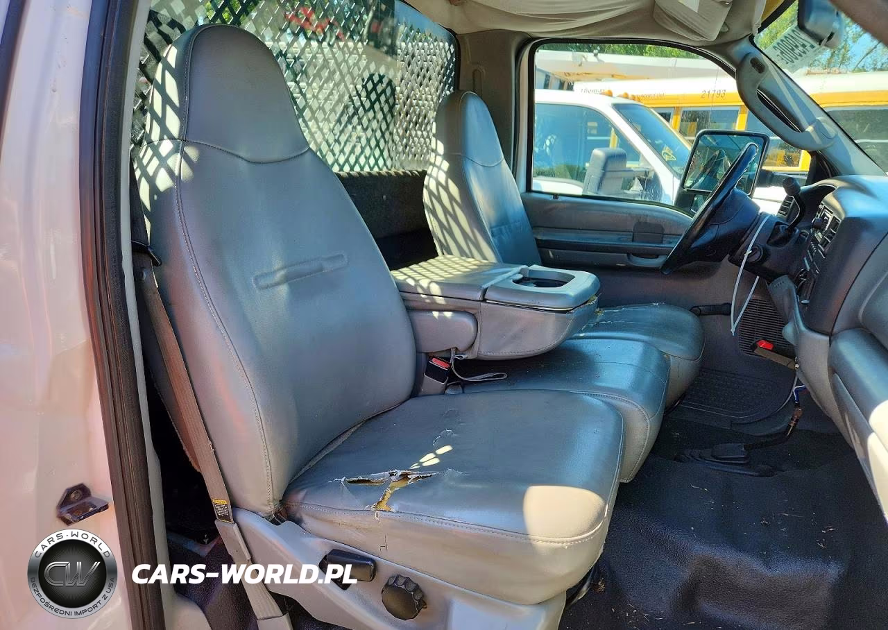 2004 Ford F550 Super Duty VIN:1FDAF57P74EC20243 - 10