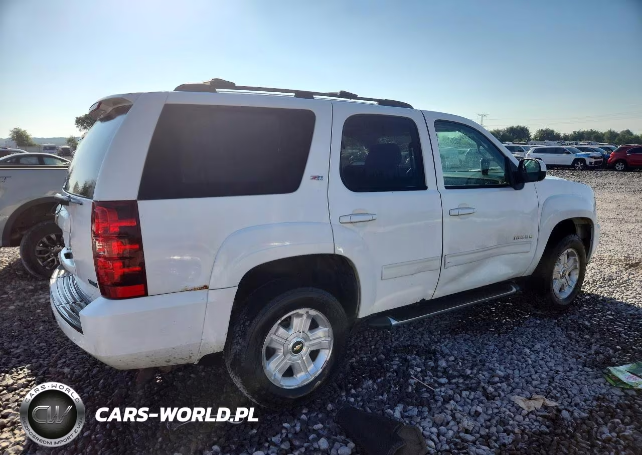 2010 Chevrolet Tahoe K1500 Lt VIN:1GNUKBE07AR145234 - 3