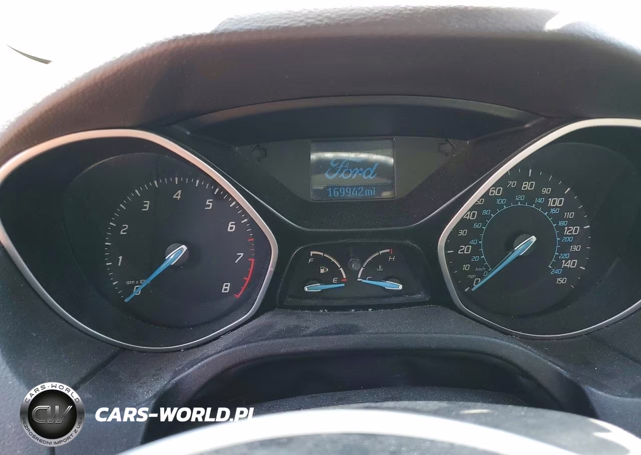 2012 Ford Focus S VIN:1FAHP3E25CL327769 - 9