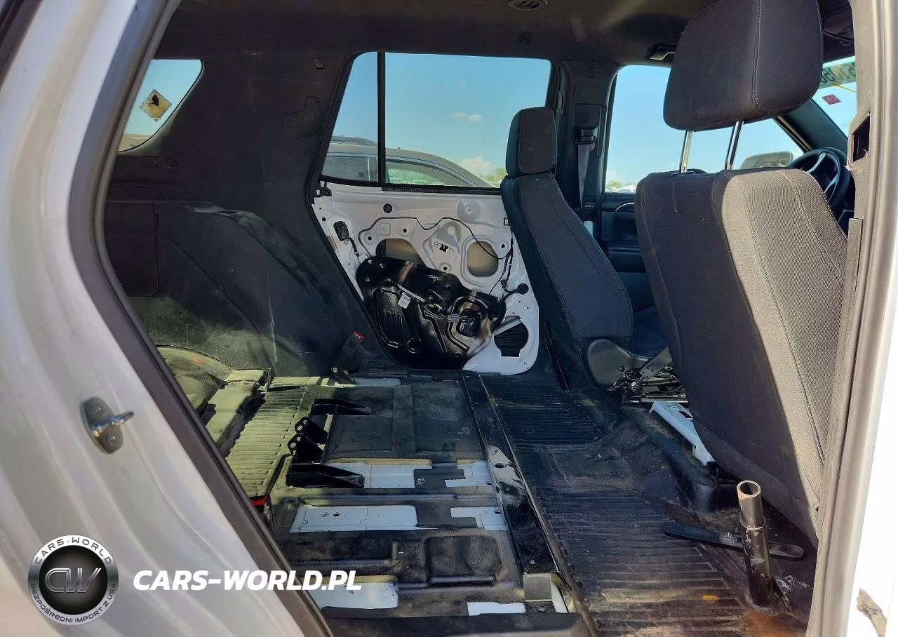 2023 Chevrolet Tahoe C1500 VIN:1GNSCLED7PR286004 - 11