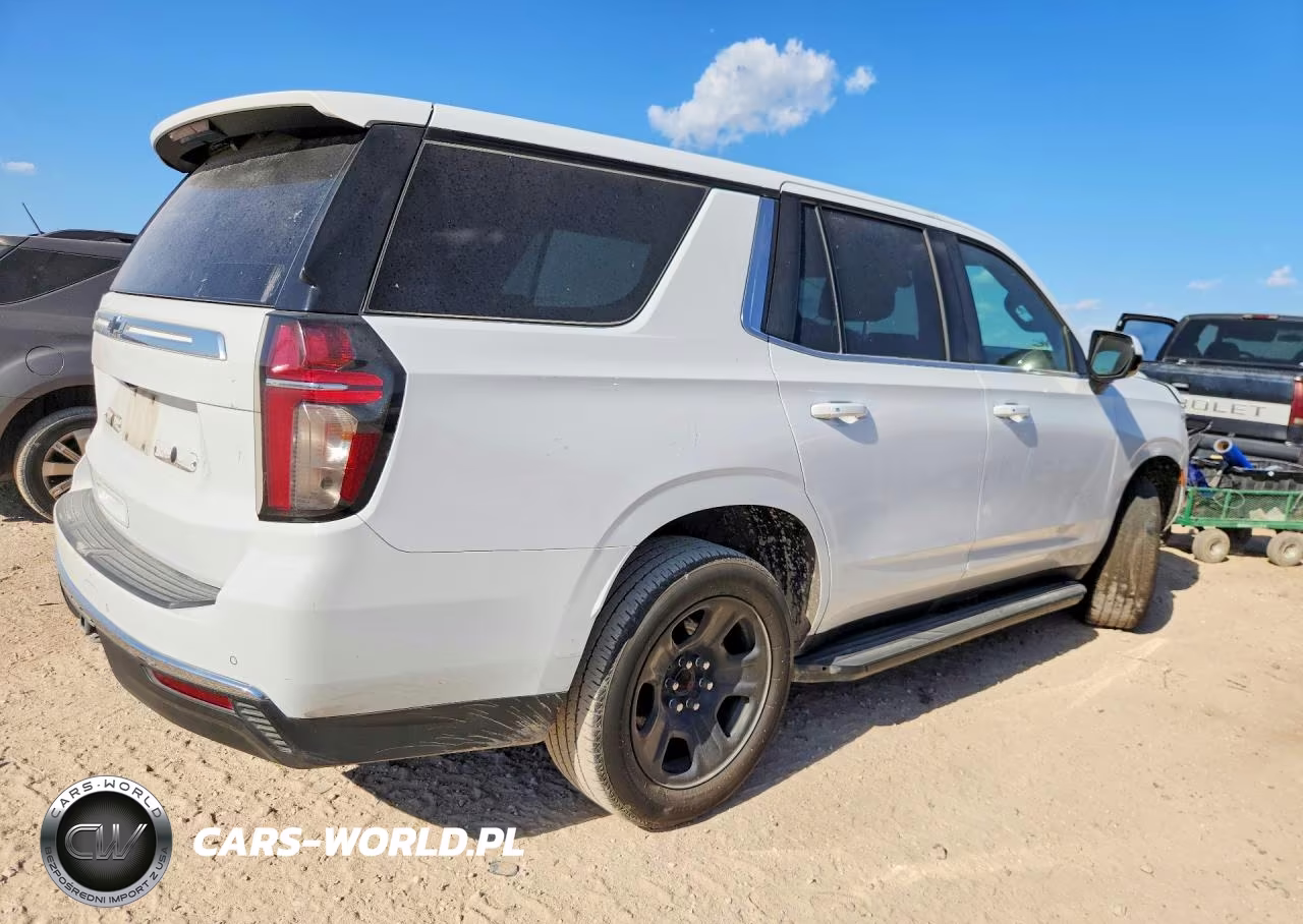 2023 Chevrolet Tahoe C1500 VIN:1GNSCLED7PR286004 - 3