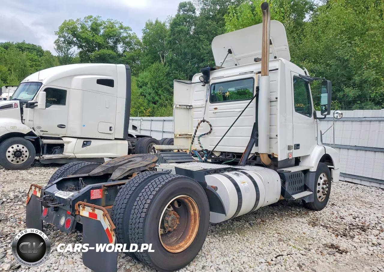 2014 Volvo Vnm Semi Truck VIN:4V4M19EG4EN182521 - 3