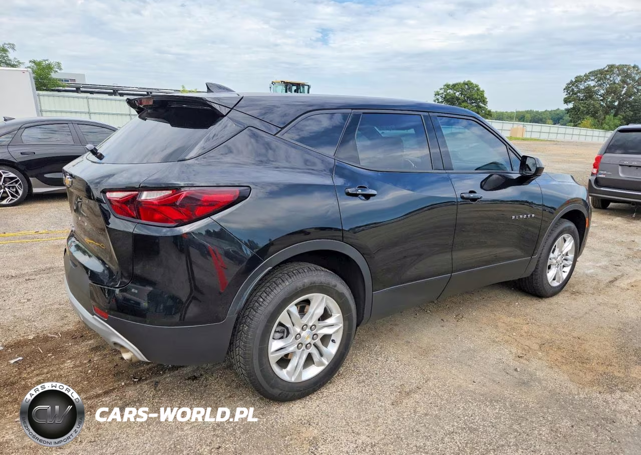 2022 Chevrolet Blazer 2Lt VIN:3GNKBHR4XNS134674 - 3