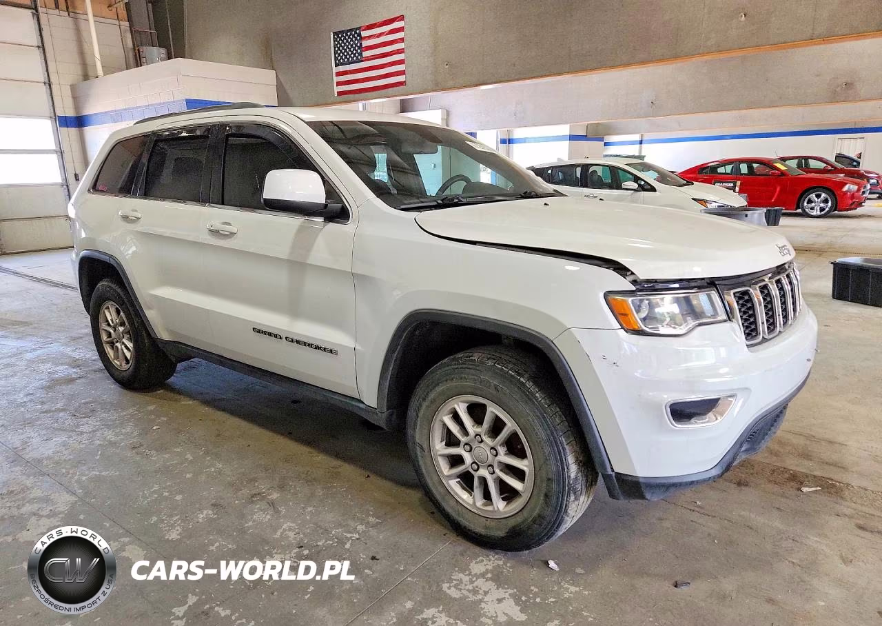 2018 Jeep Grand Cherokee Laredo VIN:1C4RJFAG5JC507110 - 4