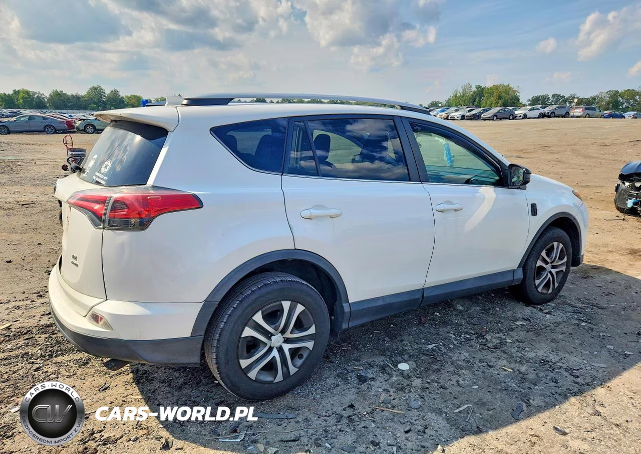 2016 Toyota Rav4 Le VIN:2T3BFREVXGW520339 - 3