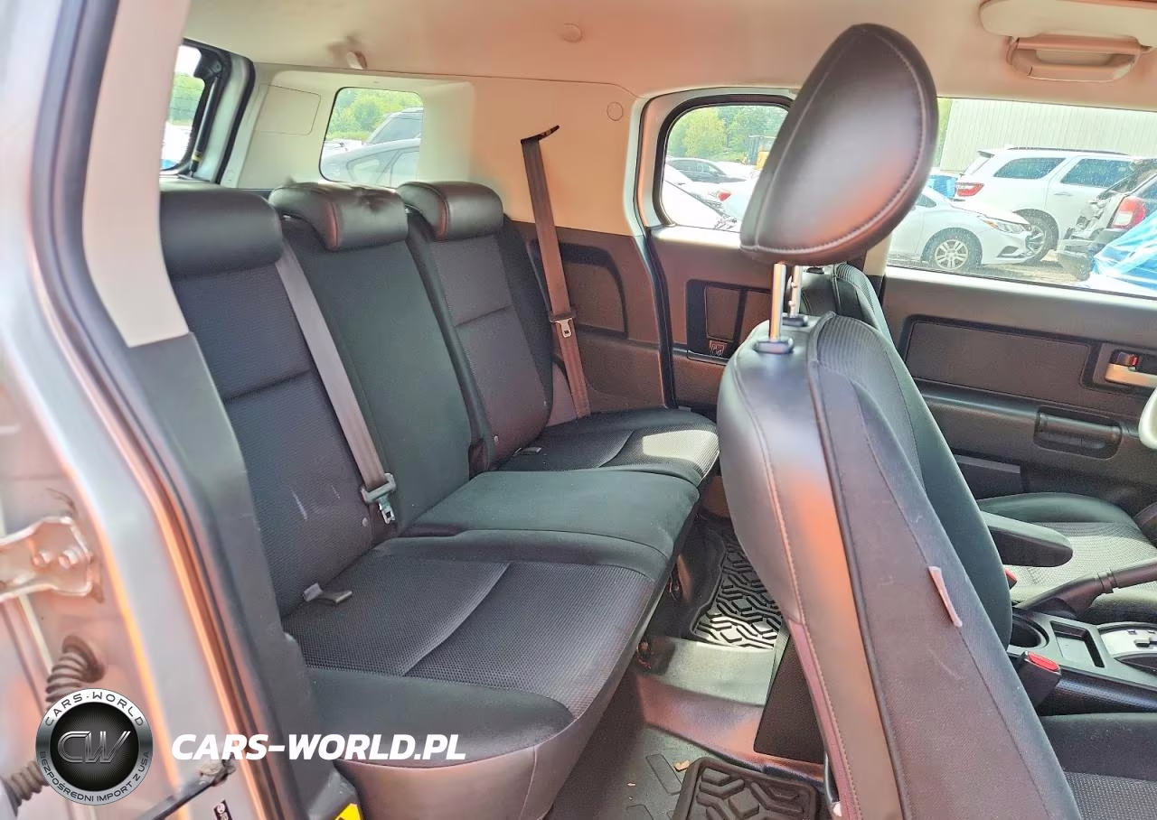 2008 Toyota Fj Cruiser Base VIN:JTEBU11F68K011229 - 11