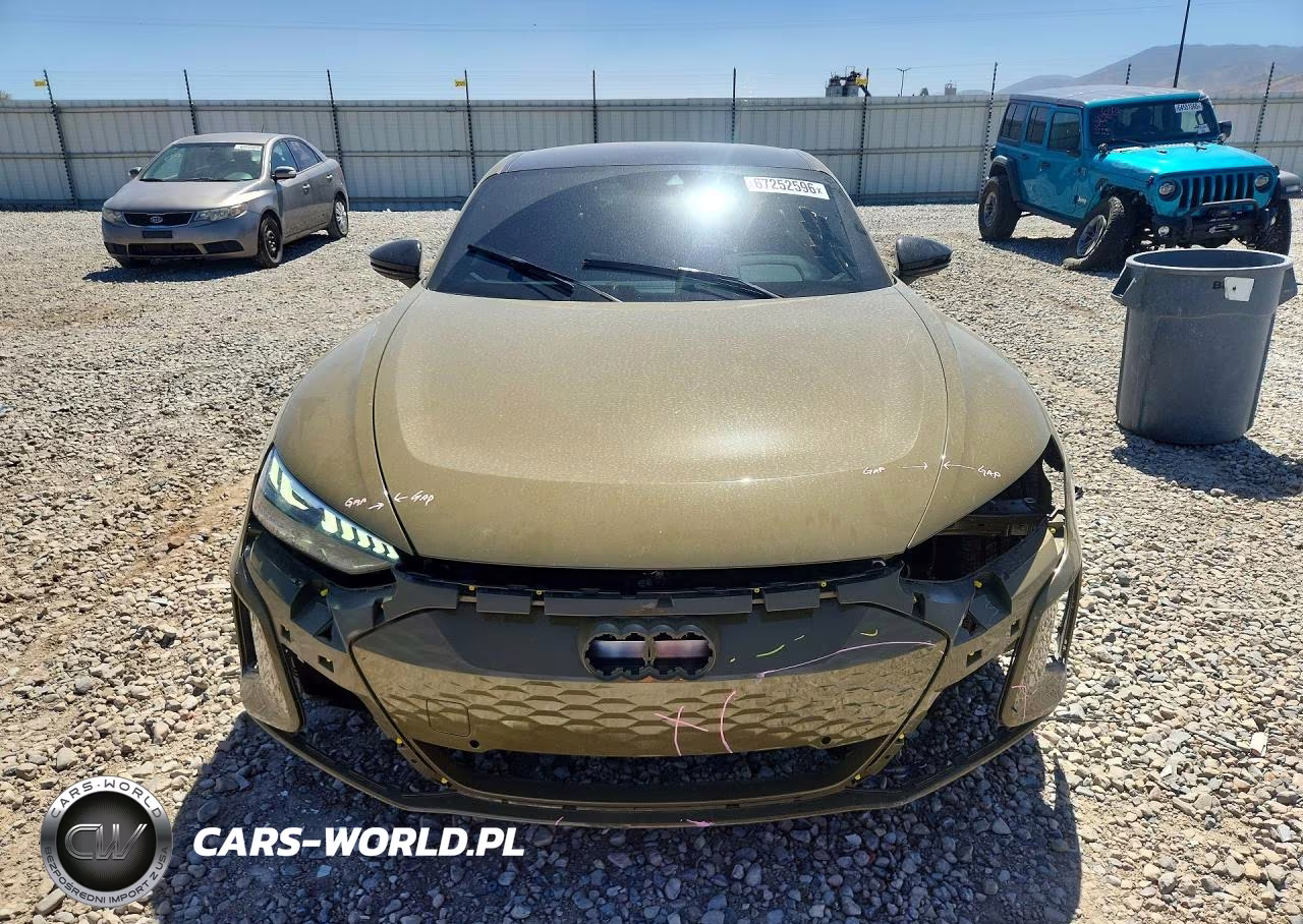 2024 Audi E-Tron Gt Premium Plus VIN:WAUCJBFWXR7001577 - 5