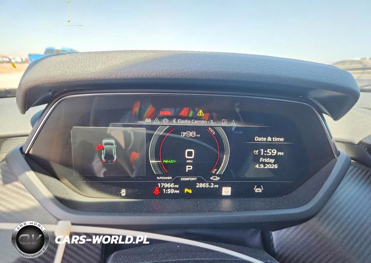 2024 Audi E-Tron Gt Premium Plus VIN:WAUCJBFWXR7001577 - 9