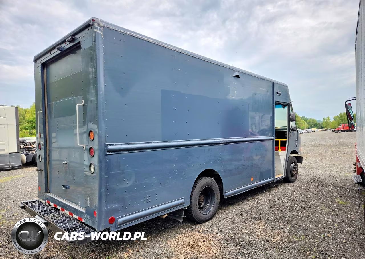 2021 Freightliner Chassis VIN:4UZAC2EA5MCMN0235 - 3