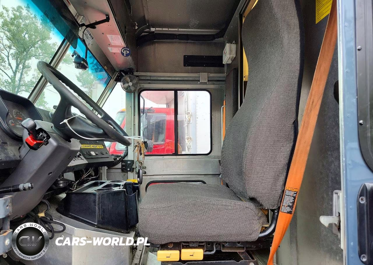 2021 Freightliner Chassis VIN:4UZAC2EA5MCMN0235 - 7