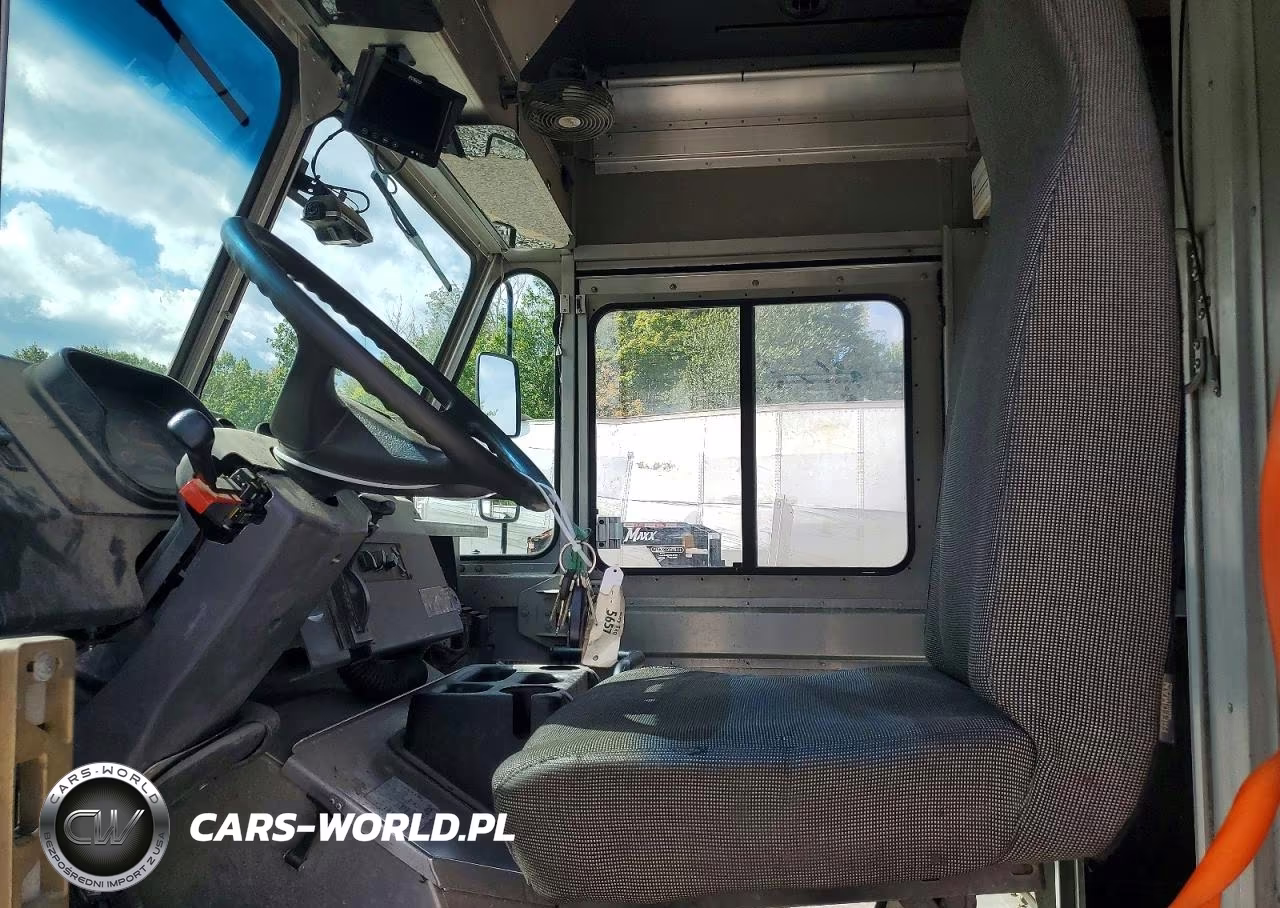 2021 Freightliner Mt45G Chassis Delivery Truck VIN:4UZAC2GA9MCMM9425 - 7