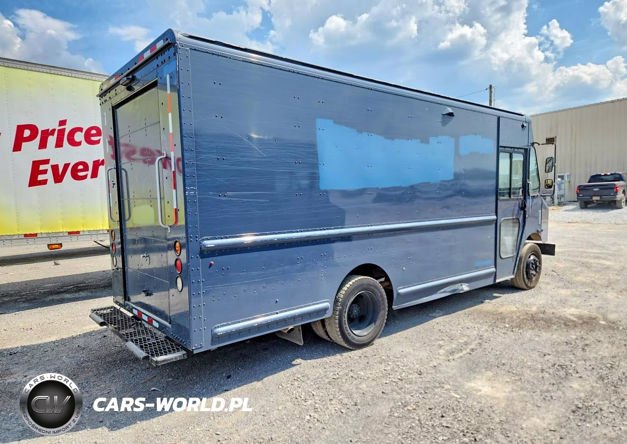 2021 Freightliner Mt45G Chassis Delivery Truck VIN:4UZAC2GAXMCMM9496 - 3