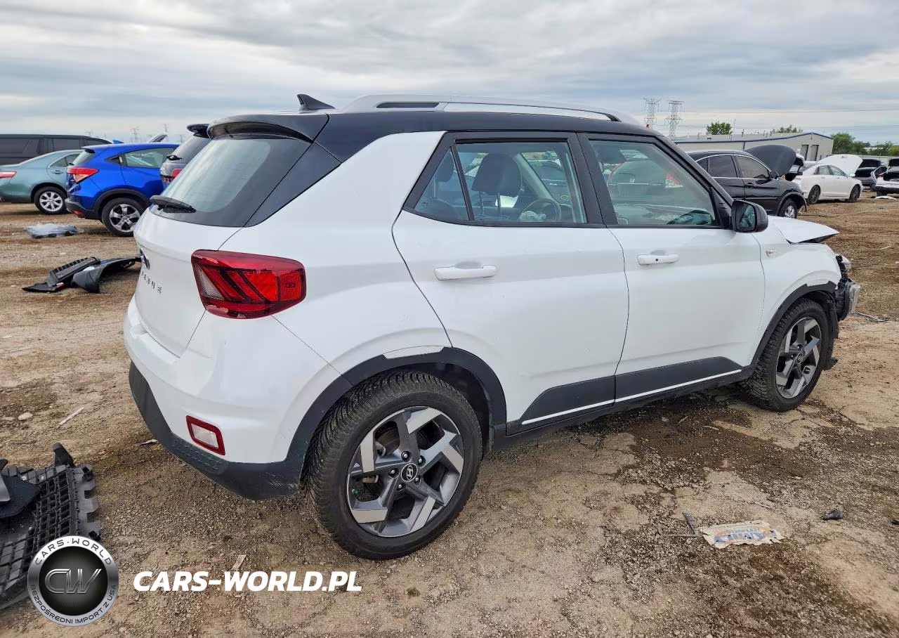 2022 Hyundai Venue Limited VIN:KMHRC8A31NU132248 - 3